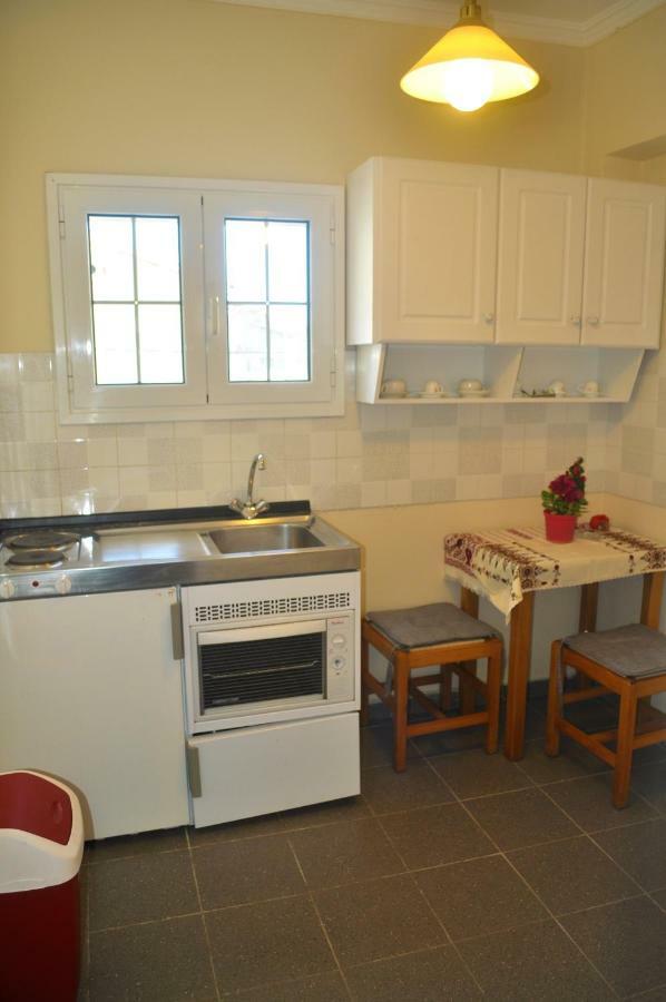 Holiday Studio Apartments Yannis On Agios Gordios Beach In Corfu Экстерьер фото